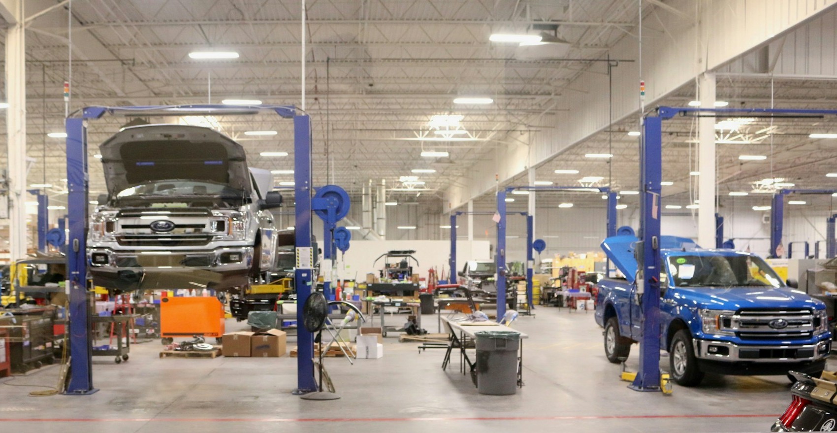 Repair Shop Image